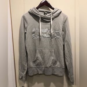 ✨2/$20✨ BENCH 🩶 Hoodie